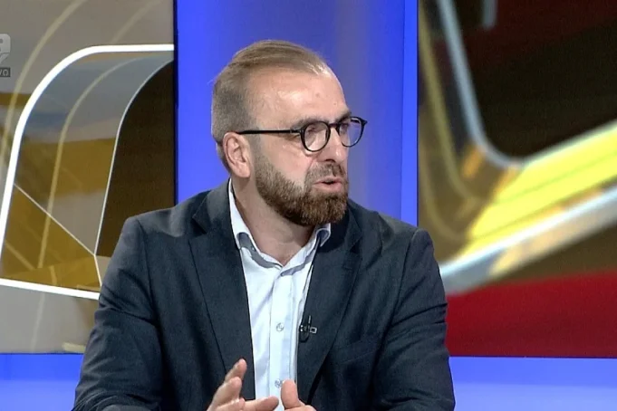Turčalo: “BiH je ostavljena na “rubu ruba”, Amerikanci su željeli da Schmidt ode”